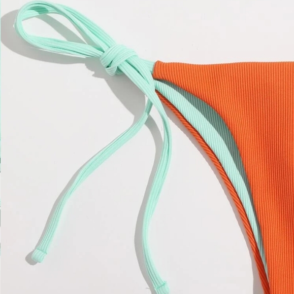 ROMWE Colorblock Cut Out Tie Side Bikini Swimsuit - Picture 5 of 11